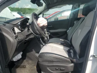 2020 Chevrolet Trax LT z VIN 3GNCJLSB0LL205049, wystawiony jako Copart lot #52937175 z przebiegiem 48 262 mil mil oraz Szkoda całkowita • Salvage title. Historia ofert i sprzedaży dostępna na DreamBid. Obrazek 7.