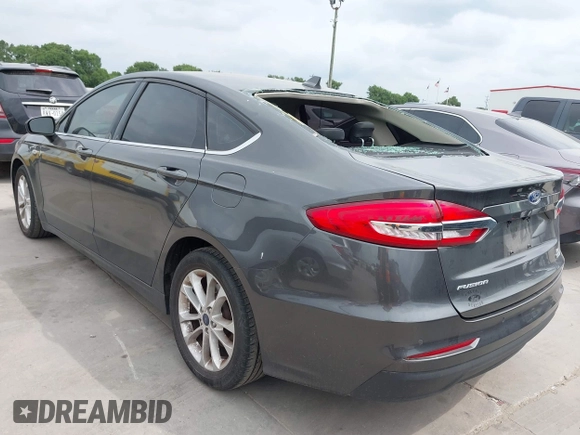 2020 Ford Fusion SE with VIN 3FA6P0HDXLR188646, listed as a IAAI auction lot 42129881 with 85,014 mi miles and . Bid and sale history available at DreamBid. Image 3.
