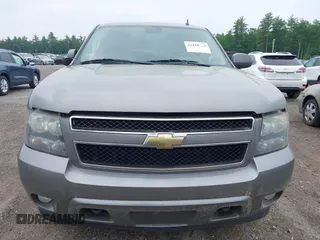 2009 Chevrolet Tahoe 2LT z VIN 1GNFK23069R250256, wystawiony jako IAAI lot #42448620 z przebiegiem 207 255 mil mil oraz . Historia ofert i sprzedaży dostępna na DreamBid. Obrazek 12.