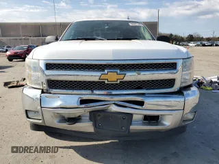2012 Chevrolet Silverado 1500 LT with VIN 1GCRKSE04CZ245938, listed as a Copart auction lot 50907445 with 152,388 mi miles and Salvage Title. Bid and sale history available at DreamBid. Image 5.
