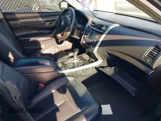 2013 Nissan Altima SV with VIN 1N4AL3AP5DN540080, listed as a IAAI auction lot 42105538 with Not Provided miles and . Bid and sale history available at carsss.com. Image 5.
