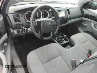 2013 Toyota Tacoma z VIN 5TFNX4CN2DX020635, wystawiony jako Copart lot #54427725 z przebiegiem 107 500 mil mil oraz Szkoda całkowita • Salvage title. Historia ofert i sprzedaży dostępna na DreamBid. Obrazek 8.