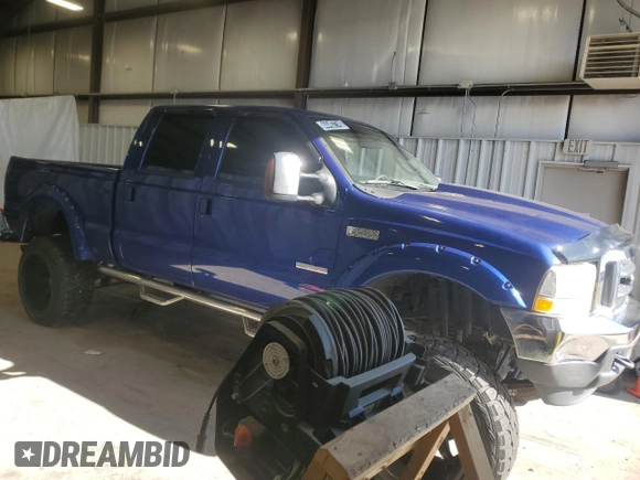2003 Ford F-250 XL with VIN 1FTNW21P23EB54762, listed as a Copart auction lot 44457745 with 114,799 mi miles and Clean title. Bid and sale history available at DreamBid. Image 4.