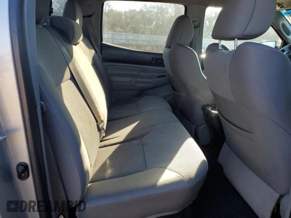 2015 Toyota Tacoma with VIN 5TFLU4EN6FX138638, listed as a Copart auction lot 46865745 with 194,210 mi miles and Salvage Title. Bid and sale history available at DreamBid. Image 10.