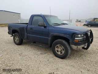 2000 Chevrolet Silverado 1500 with VIN 1GCEK14V9YZ235077, listed as a Copart auction lot 43021105 with 172,099 mi miles and Salvage Title. Bid and sale history available at carsss.com. Image 4.