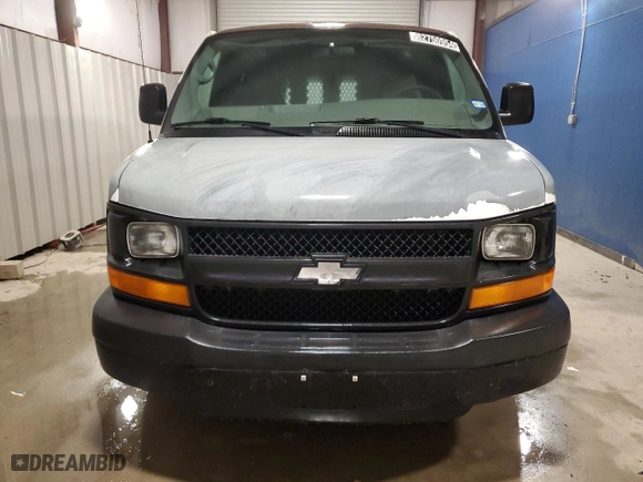2006 Chevrolet Express Cargo Van with VIN 1GCFG15X661263159, listed as a Copart auction lot 82750954 with 123,090 mi miles and Clean Title. Bid and sale history available at carsss.com. Image 5.