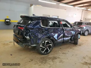 2024 Mitsubishi Outlander SE with VIN JA4J3VA81RZ045321, listed as a Copart auction lot 47083145 with 20,087 mi miles and Salvage Title. Bid and sale history available at carsss.com. Image 3.