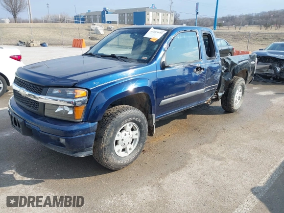 2004 Chevrolet Colorado LS Z71 with VIN 1GCDT196048188709, listed as a IAAI auction lot 41685930 with 153,673 mi miles. Bid and sale history available at carsss.com. Image 19.