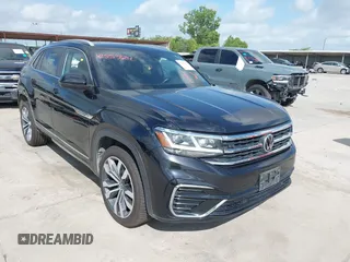 2020 Volkswagen Atlas SEL R-Line z VIN 1V2RE2CA3LC215687, wystawiony jako IAAI lot #42553824 z przebiegiem 101 814 mil mil oraz . Historia ofert i sprzedaży dostępna na DreamBid. Obrazek 1.