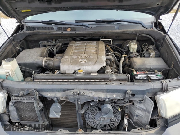 2008 Toyota Sequoia Platinum with VIN 5TDZY67A28S014055, listed as a Copart auction lot 81816774 with 268,293 mi miles and Salvage Title. Bid and sale history available at carsss.com. Image 12.