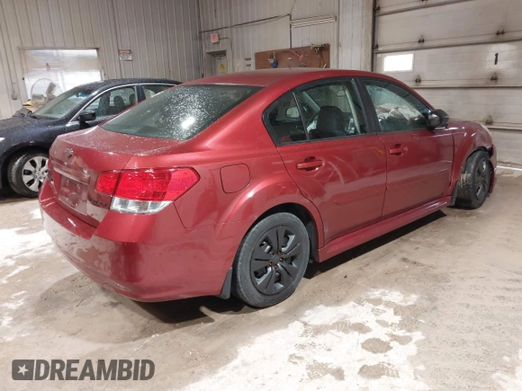 2013 Subaru Legacy 2.5i z VIN 4S3BMCA67D3005623, wystawiony jako IAAI lot #42302130 z przebiegiem Nie podano mil oraz . Historia ofert i sprzedaży dostępna na DreamBid. Obrazek 4.