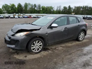 2012 Mazda 3 i Touring z VIN JM1BL1L82C1684247, wystawiony jako Copart lot #56695975 z przebiegiem 229 778 mil mil oraz Szkoda całkowita • Salvage title. Historia ofert i sprzedaży dostępna na DreamBid. Obrazek 1.