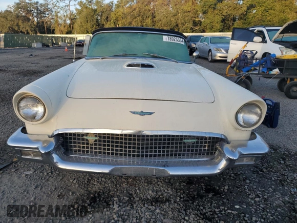 1957 Ford Thunderbird with VIN D7FH158268, listed as a Copart auction lot 78925354 with 5,740 mi miles and Salvage Title. Bid and sale history available at DreamBid. Image 5.
