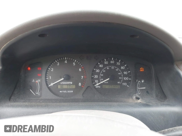 1998 Chevrolet Prizm Lsi z VIN 1Y1SK528XWZ423879, wystawiony jako IAAI lot #42522200 z przebiegiem 171 445 mil mil oraz . Historia ofert i sprzedaży dostępna na DreamBid. Obrazek 7.