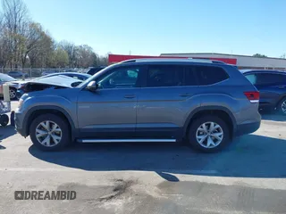 2018 Volkswagen Atlas SE with VIN 1V2CR2CA0JC571988, listed as a IAAI auction lot 41848862 with 96,426 mi miles and . Bid and sale history available at DreamBid. Image 14.