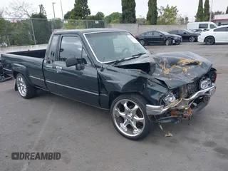 1987 Toyota Pickup с VIN JT4RN70DXH0046984, выставлен на аукционе IAAI как лот 41866325 с пробегом 139 680 миль миль и . История ставок и продаж доступна на DreamBid. Изображение 1.
