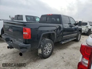 2019 GMC Sierra 2500HD Denali with VIN 1GT12SEY3KF127706, listed as a Copart auction lot 45339035 with 0 mi miles and Salvage Title. Bid and sale history available at carsss.com. Image 3.