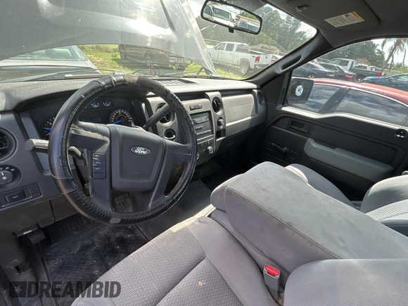 2013 Ford F-150 XL with VIN 1FTMF1CM7DFE09796, listed as a Copart auction lot 51871585 with 67,872 mi miles and Clean title. Bid and sale history available at DreamBid. Image 9.