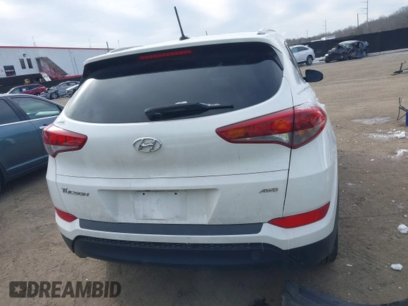 2017 Hyundai Tucson SE with VIN KM8J3CA48HU556569, listed as a IAAI auction lot 41378853 with 67,832 mi miles. Bid and sale history available at carsss.com. Image 16.
