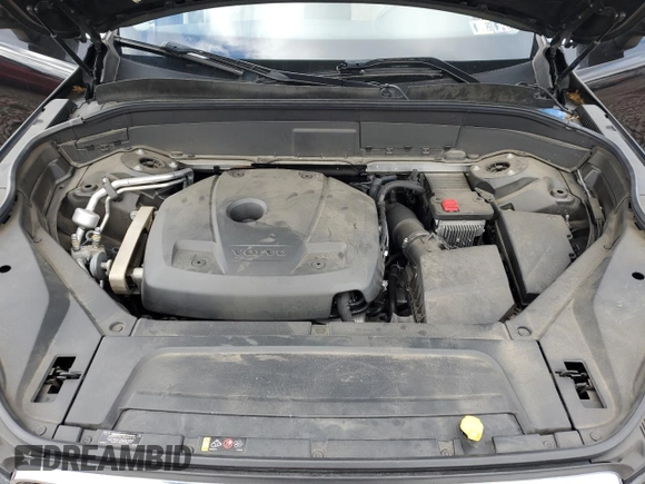 2020 Volvo XC90 Momentum with VIN YV4102PK4L1571266, listed as a Copart auction lot 52499025 with 57,210 mi miles and Salvage Title. Bid and sale history available at DreamBid. Image 12.