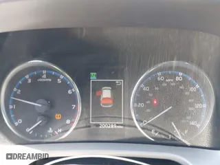 2016 Toyota RAV4 XLE with VIN 2T3WFREV1GW310309, listed as a IAAI auction lot 41993270 with 200,289 mi miles. Bid and sale history available at carsss.com. Image 7.