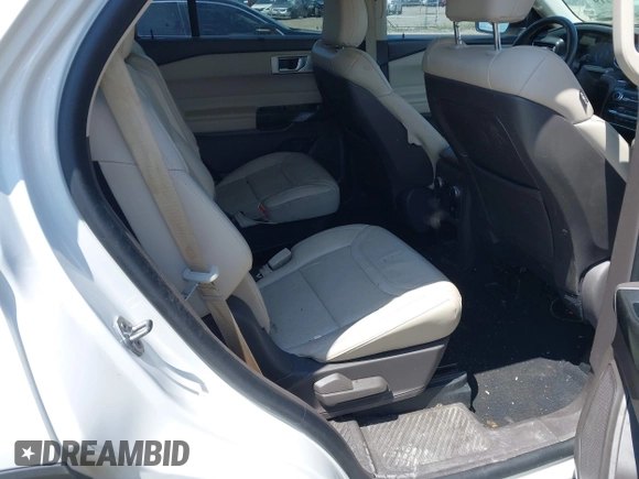 2020 Ford Explorer Platinum z VIN 1FM5K8HC2LGB75970, wystawiony jako IAAI lot #42369219 z przebiegiem 61 716 mil mil oraz . Historia ofert i sprzedaży dostępna na DreamBid. Obrazek 8.