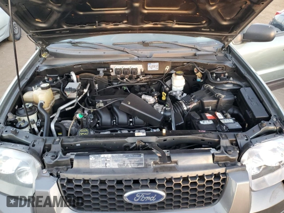 2005 Ford Escape XLT with VIN 1FMCU93105KD29752, listed as a Copart auction lot 73687754 with 199,362 mi miles and Salvage Title. Bid and sale history available at carsss.com. Image 13.