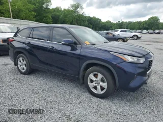 2020 Toyota Highlander LE with VIN 5TDBZRBH8LS012906, listed as a Copart auction lot 54832115 with 68,673 mi miles and Clean title. Bid and sale history available at DreamBid. Image 4.