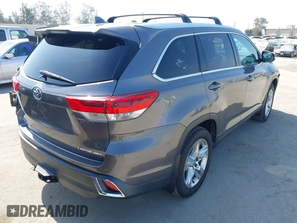 2017 Toyota Highlander Limited with VIN 5TDDZRFHXHS360717, listed as a IAAI auction lot 42571156 with 104,876 mi miles and . Bid and sale history available at DreamBid. Image 4.