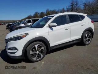 2016 Hyundai Tucson Eco with VIN KM8J3CA24GU061945, listed as a Copart auction lot 49460215 with 116,740 mi miles and Clean Title. Bid and sale history available at carsss.com. Image 1.
