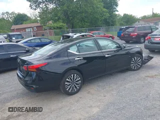 2024 Nissan Altima SV with VIN 1N4BL4DV3RN344795, listed as a IAAI auction lot 42191012 with 35,225 mi miles and . Bid and sale history available at DreamBid. Image 4.