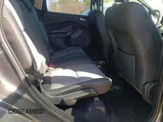 2019 Ford Escape SE with VIN 1FMCU0GD3KUA26822, listed as a Copart auction lot 48971155 with 118,032 mi miles and Clean Title. Bid and sale history available at carsss.com. Image 11.