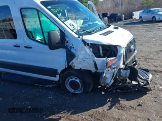 2024 Ford Transit Passenger XL with VIN 1FBAX2X83RKB05418, listed as a IAAI auction lot 40930608 with 2,344 mi miles and . Bid and sale history available at DreamBid. Image 6.