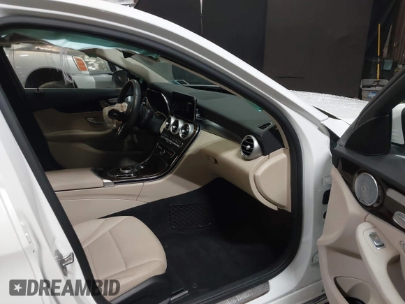 2021 Mercedes-Benz C 300 with VIN W1KWF8EB5MR635319, listed as a IAAI auction lot 42340370 with 14,301 mi miles and . Bid and sale history available at DreamBid. Image 5.