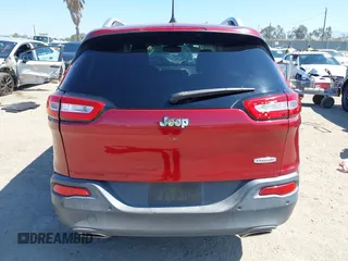 2016 Jeep Cherokee Latitude with VIN 1C4PJLCSXGW178113, listed as a IAAI auction lot 42643544 with 122,347 mi miles and . Bid and sale history available at DreamBid. Image 16.