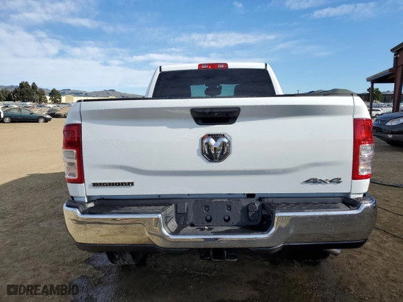 2024 Ram 2500 Big Horn with VIN 3C6UR5DJ5RG341921, listed as a Copart auction lot 88494245 with 9,816 mi miles and Clean Title. Bid and sale history available at carsss.com. Image 6.