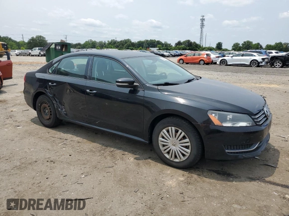 2014 Volkswagen Passat Wolfsburg Edition with VIN 1VWAT7A31EC053922, listed as a Copart auction lot 59945025 with 136,864 mi miles and Clean title. Bid and sale history available at DreamBid. Image 4.