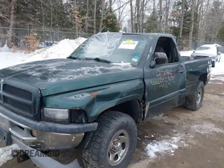 1998 Dodge 1500 with VIN 1B7HF16Z1WS597895, listed as a IAAI auction lot 41442288 with 127,073 mi miles. Bid and sale history available at carsss.com. Image 6.