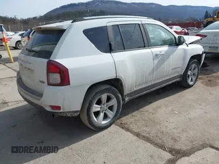 2015 Jeep Compass High Altitude Edition with VIN 1C4NJDEB9FD396239, listed as a IAAI auction lot 41451090 with 86,826 mi miles. Bid and sale history available at carsss.com. Image 4.