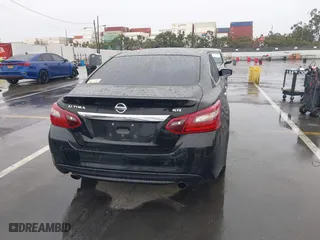2018 Nissan Altima 2.5 SV with VIN 1N4AL3AP9JC117719, listed as a IAAI auction lot 41720521 with 103,541 mi miles. Bid and sale history available at carsss.com. Image 17.