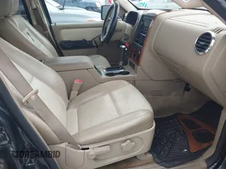 2010 Ford Explorer Eddie Bauer с VIN 1FMEU6EE4AUA25300, выставлен на аукционе IAAI как лот 42667263 с пробегом 164 248 миль миль и . История ставок и продаж доступна на DreamBid. Изображение 5.