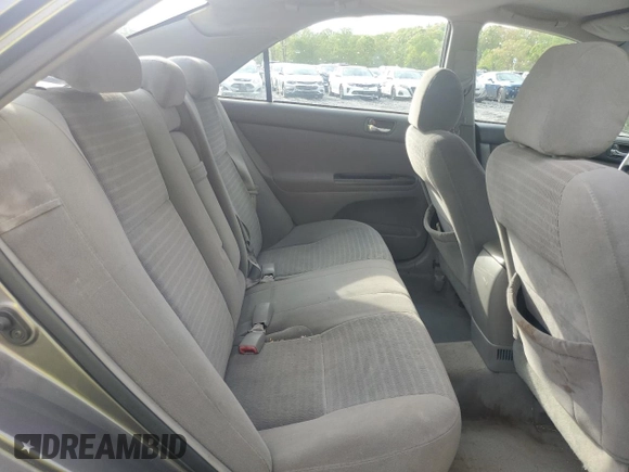 2005 Toyota Camry LE with VIN 4T1BF32K45U599214, listed as a Copart auction lot 52609295 with 304,316 mi miles and Salvage Title. Bid and sale history available at DreamBid. Image 10.
