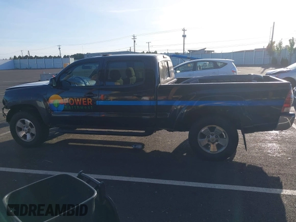 2005 Toyota Tacoma PreRunner with VIN 5TEKU72NX5Z024621, listed as a IAAI auction lot 40382089 with 180,080 mi miles. Bid and sale history available at carsss.com. Image 15.