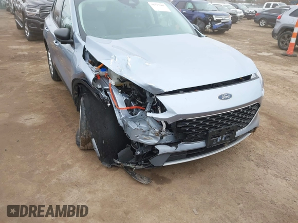 2022 Ford Escape SE Hybrid with VIN 1FMCU9BZ5NUB06831, listed as a IAAI auction lot 41747501 with 26,892 mi miles and . Bid and sale history available at carsss.com. Image 6.