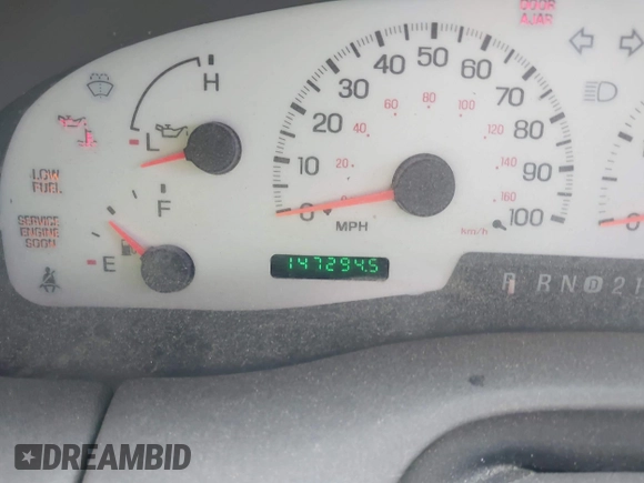 2003 Ford F-150 XLT z VIN 1FTRW08L73KA58913, wystawiony jako IAAI lot #41907277 z przebiegiem 147 294 mil mil oraz . Historia ofert i sprzedaży dostępna na DreamBid. Obrazek 7.