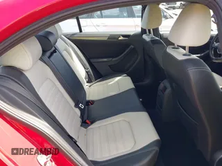 2016 Volkswagen Jetta Sport z VIN 3VWD17AJXGM280433, wystawiony jako IAAI lot #41961895 z przebiegiem 89 814 mil mil oraz . Historia ofert i sprzedaży dostępna na DreamBid. Obrazek 8.