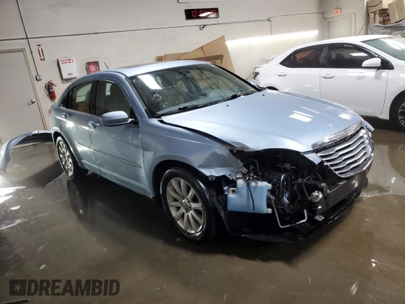 2012 Chrysler 200 Touring with VIN 1C3CCBBB3CN203426, listed as a Copart auction lot 48928215 with 75,684 mi miles and Salvage Title. Bid and sale history available at carsss.com. Image 4.