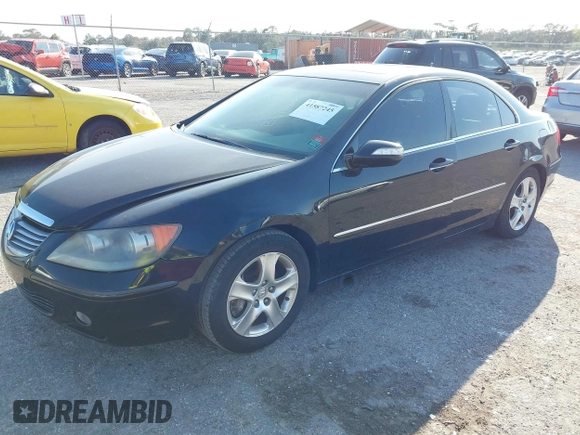 2006 Acura RL z VIN JH4KB16516C011235, wystawiony jako IAAI lot #41587245 z przebiegiem 157 117 mil mil oraz . Historia ofert i sprzedaży dostępna na DreamBid. Obrazek 2.