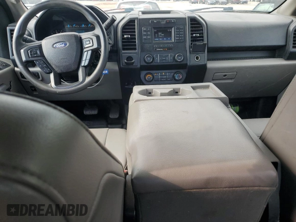 2017 Ford F-150 XL z VIN 1FTEX1CP3HKC92887, wystawiony jako Copart lot #56094555 z przebiegiem 133 053 mil mil oraz Szkoda całkowita • Salvage title. Historia ofert i sprzedaży dostępna na DreamBid. Obrazek 8.