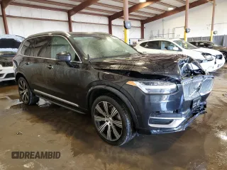 2021 Volvo XC90 Inscription with VIN YV4A221L3M1769642, listed as a Copart auction lot 59743205 with 41,765 mi miles and Salvage title. Bid and sale history available at DreamBid. Image 4.